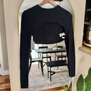Wilfred (Aritizia) Manila black cropped sweater — Size S
